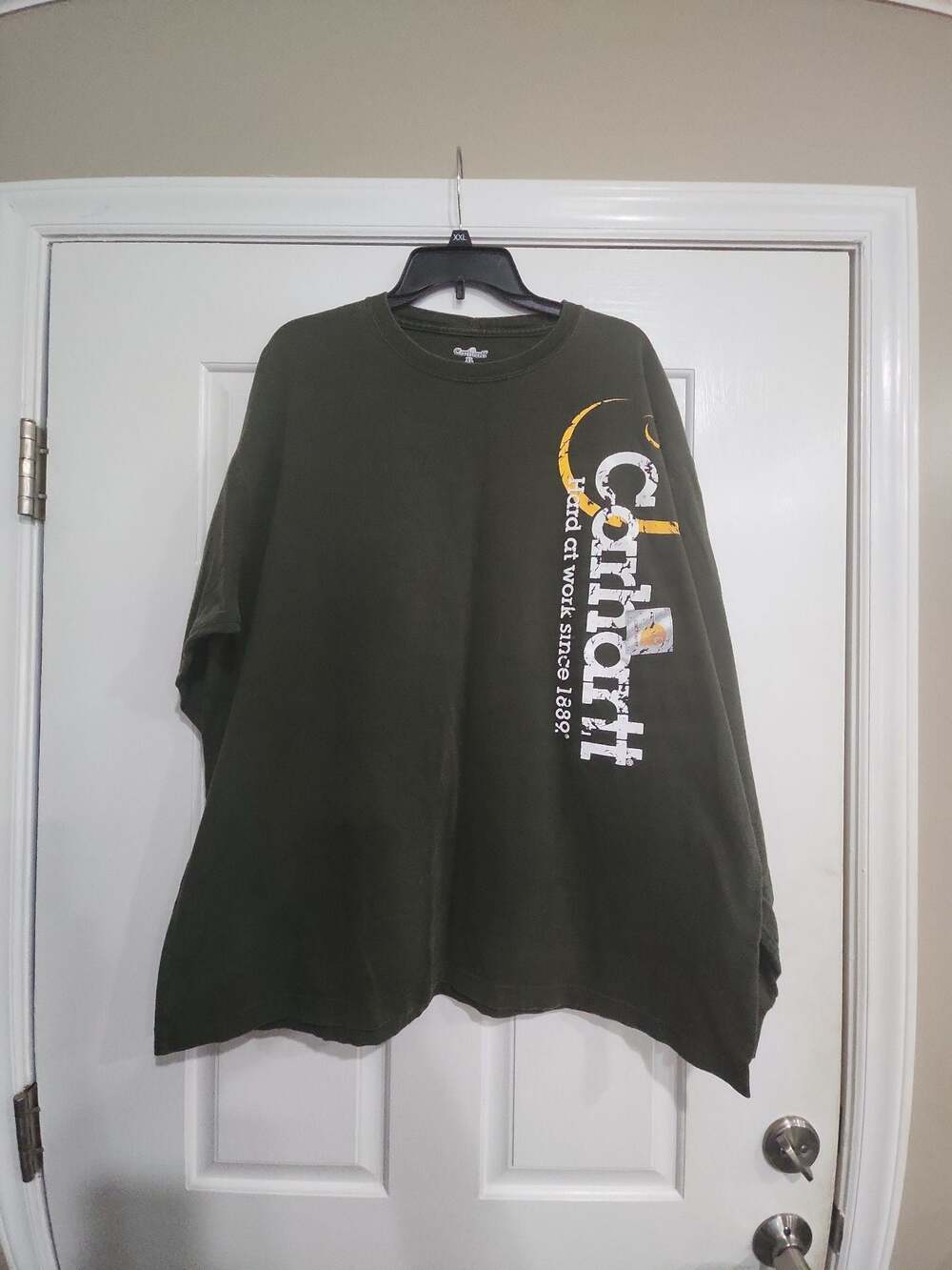 Vintage Carhartt Workwear Spell Out Graphic Green Long Sleeve Tee Shirt (fits Ad